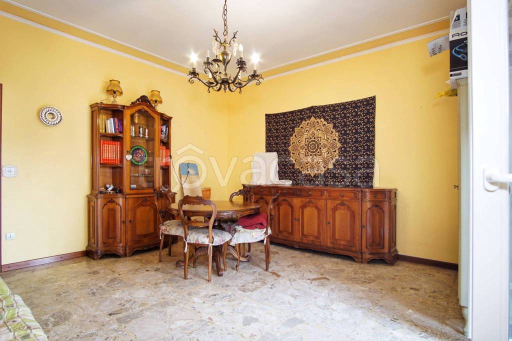 appartamento in vendita a Parma in zona Oltretorrente
