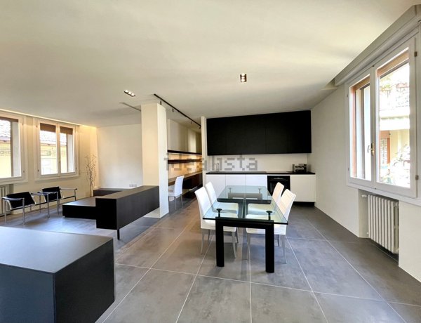 appartamento in vendita a Parma in zona Centro Storico