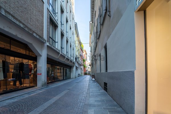 appartamento in vendita a Parma in zona Centro Storico