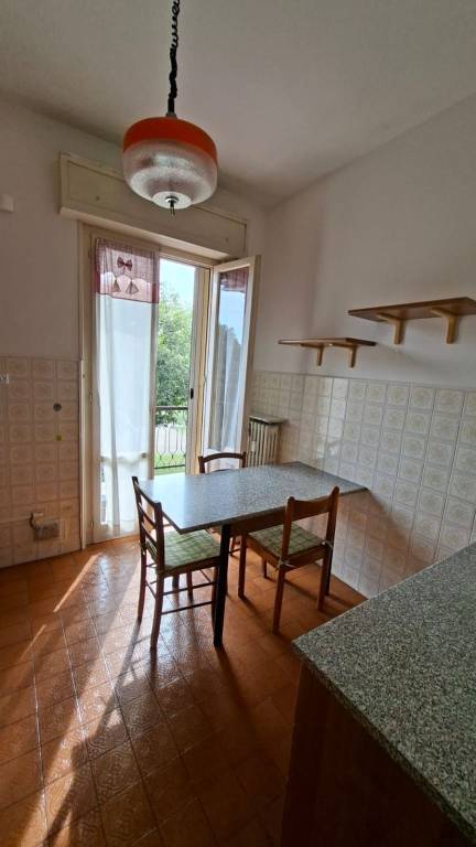 appartamento in vendita a Parma in zona Montanara