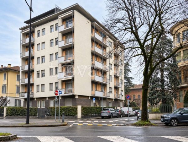 appartamento in vendita a Parma in zona Cittadella