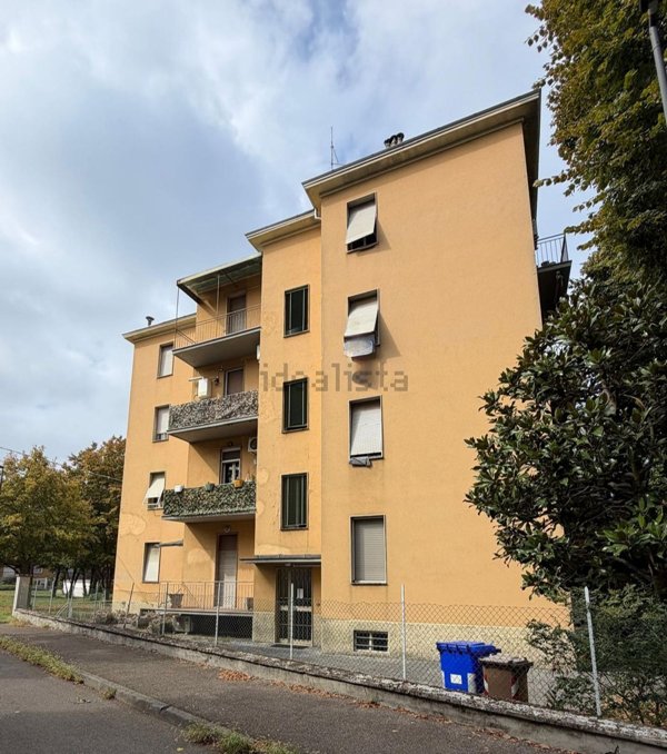 appartamento in vendita a Parma in zona Montanara