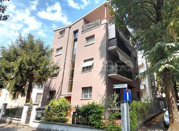 appartamento in vendita a Parma in zona Montanara