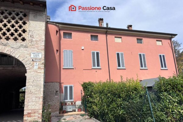 appartamento in vendita a Parma in zona Gaione