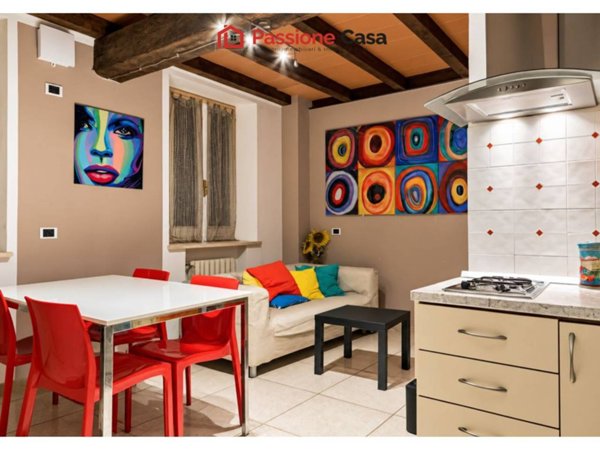 casa indipendente in vendita a Parma in zona Centro Storico