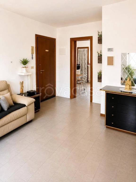 appartamento in vendita a Parma in zona Montanara