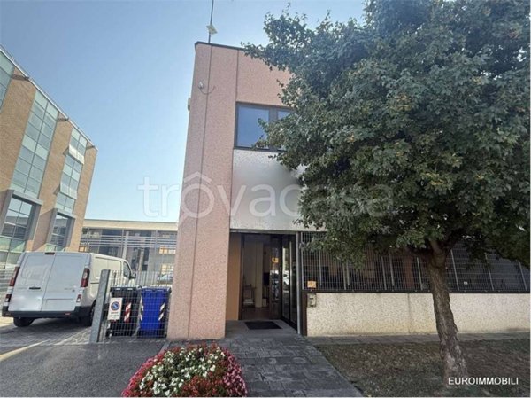 appartamento in vendita a Parma in zona San Lazzaro