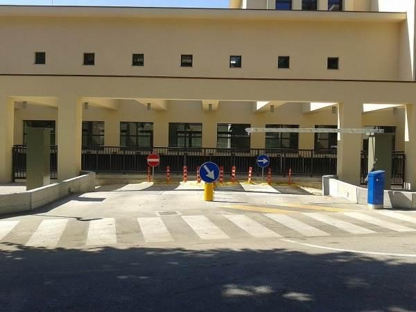 box auto in vendita a Parma in zona Oltretorrente