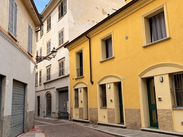 appartamento in vendita a Parma in zona Oltretorrente