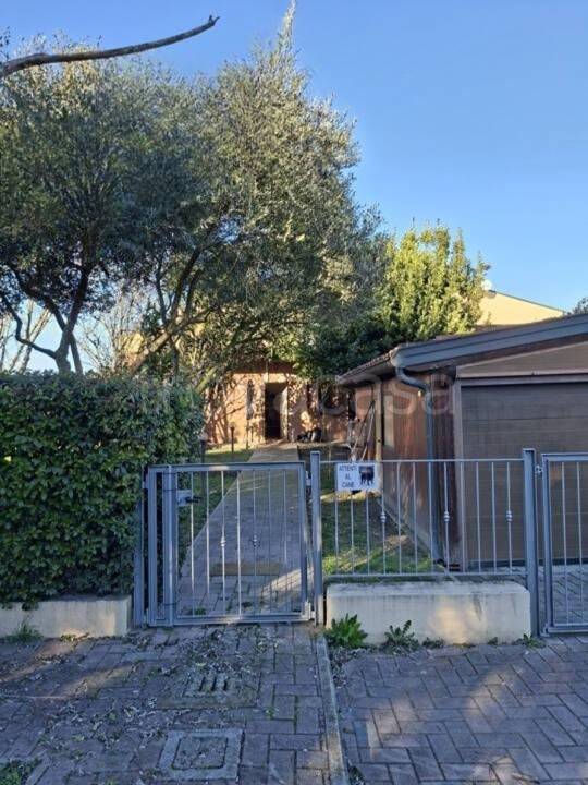 casa indipendente in vendita a Parma in zona Baganzola