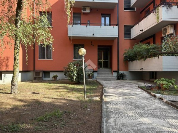 appartamento in vendita a Parma in zona San Leonardo