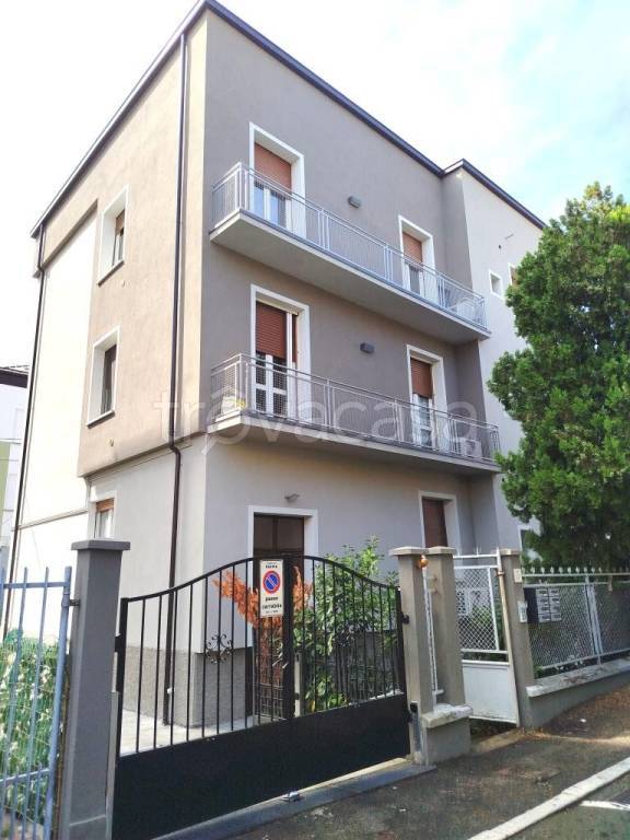 appartamento in vendita a Parma in zona Montanara