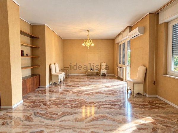appartamento in vendita a Parma in zona Cittadella