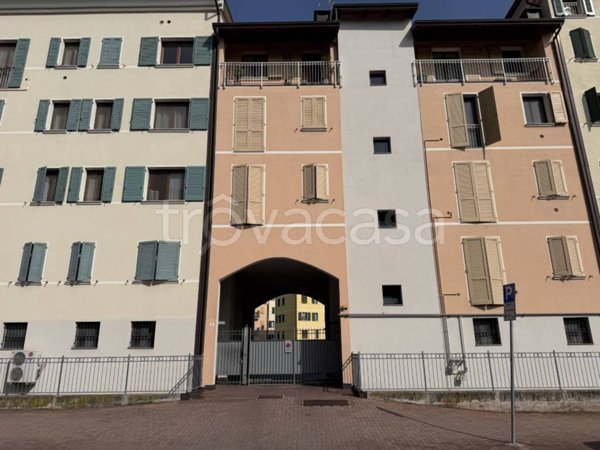appartamento in vendita a Parma in zona San Leonardo