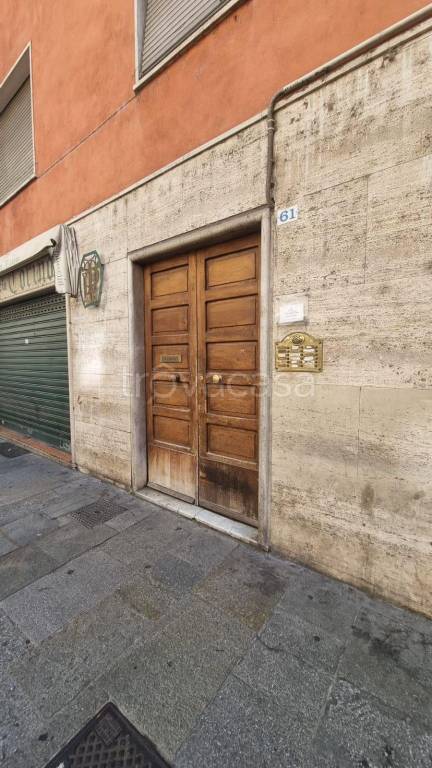 appartamento in vendita a Parma in zona Centro Storico