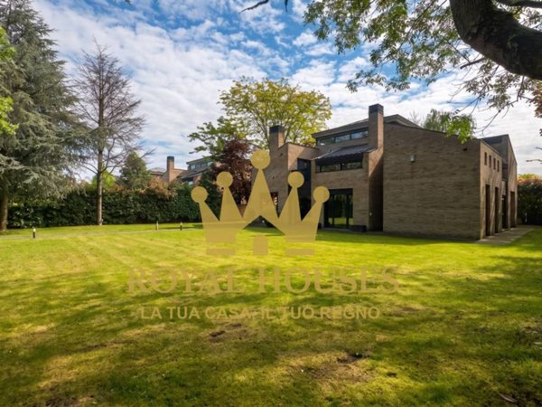 casa indipendente in vendita a Parma in zona Cittadella