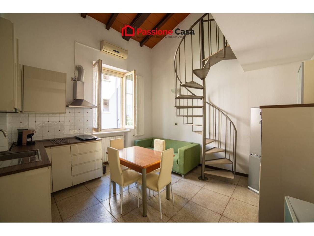 casa indipendente in vendita a Parma in zona Centro Storico