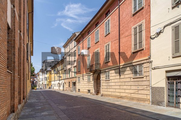 appartamento in vendita a Parma in zona Centro Storico