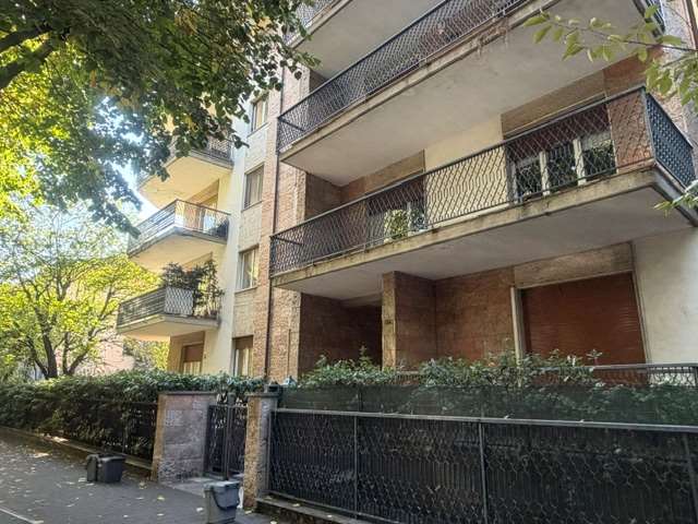 appartamento in vendita a Parma in zona Cittadella