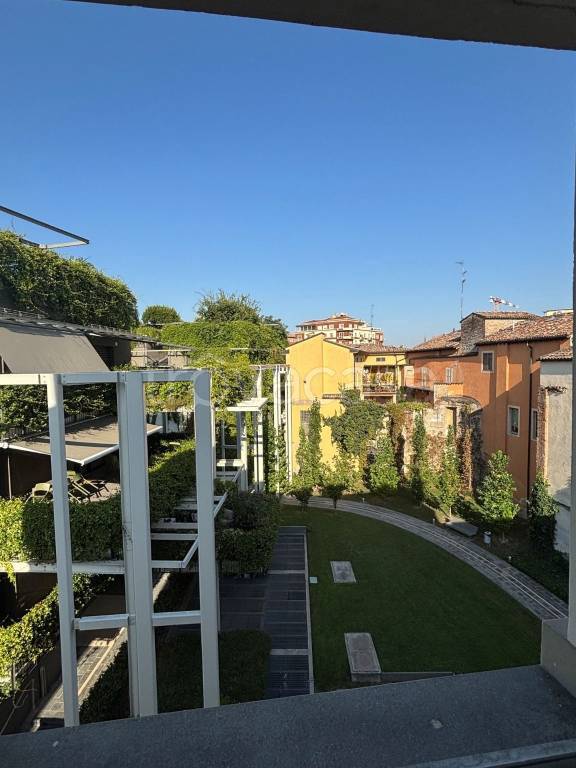 appartamento in vendita a Parma in zona Oltretorrente