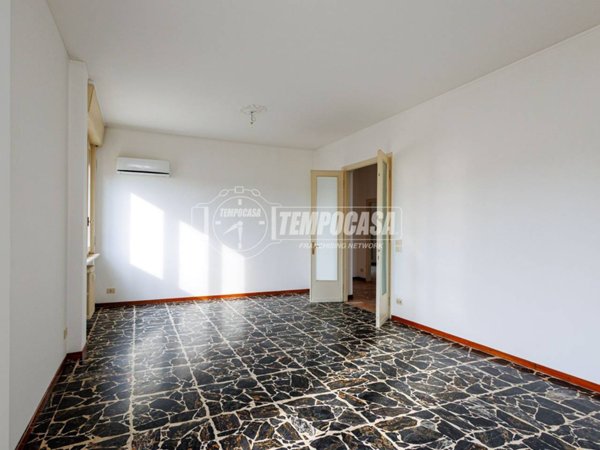 appartamento in vendita a Parma in zona Cittadella