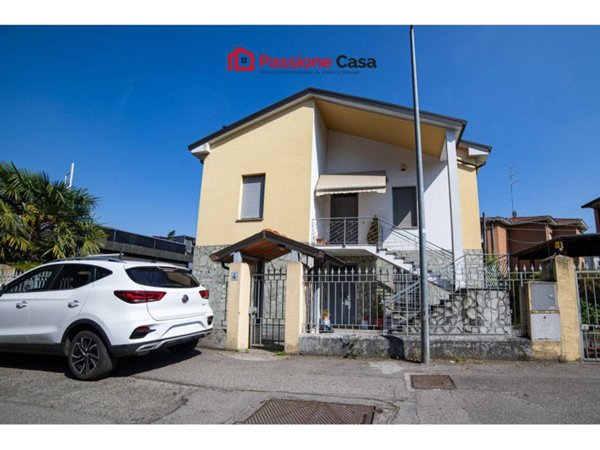 casa indipendente in vendita a Parma in zona Molinetto