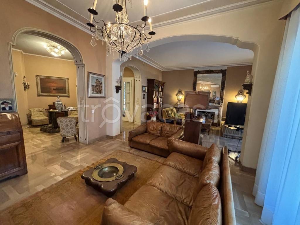 casa indipendente in vendita a Parma in zona Cittadella