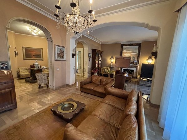 casa indipendente in vendita a Parma in zona Cittadella