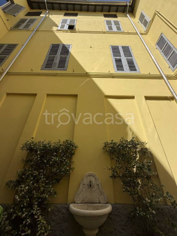 appartamento in vendita a Parma in zona Centro Storico