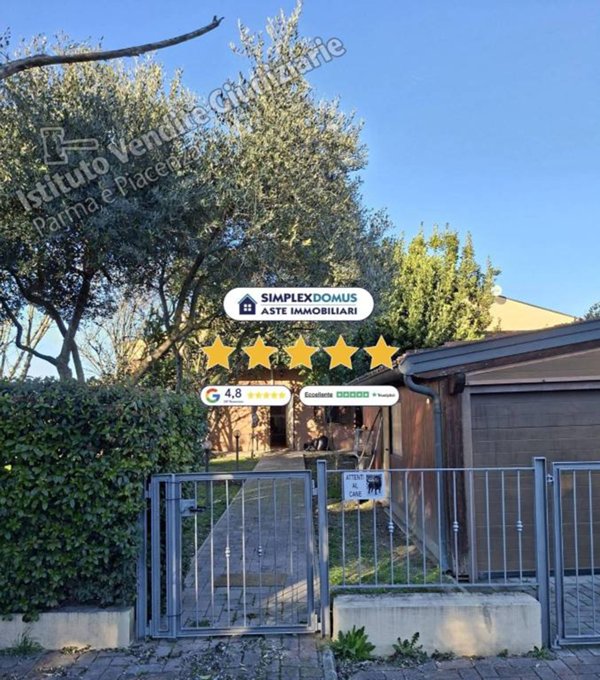 casa indipendente in vendita a Parma in zona Baganzola