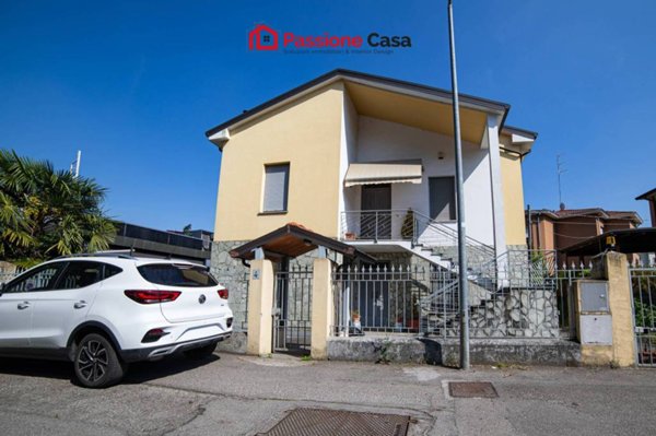 casa indipendente in vendita a Parma in zona Molinetto
