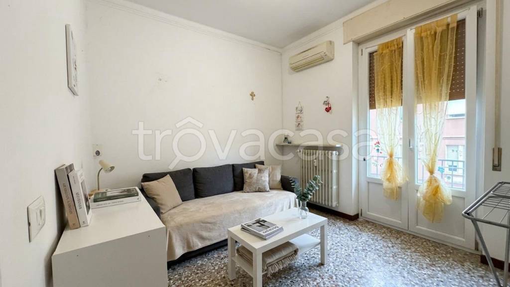 appartamento in vendita a Parma in zona Centro Storico