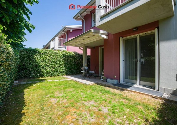 casa indipendente in vendita a Parma in zona Scarzara