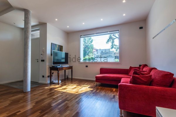 casa indipendente in vendita a Parma in zona Corcagnano