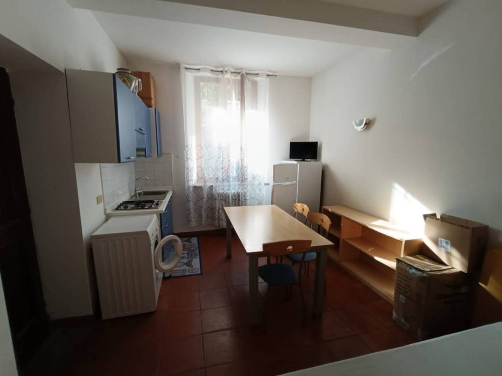 appartamento in vendita a Parma in zona Oltretorrente