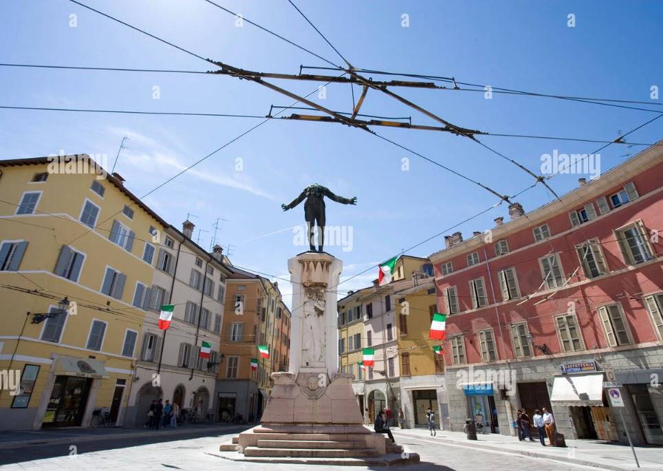 appartamento in vendita a Parma in zona Oltretorrente