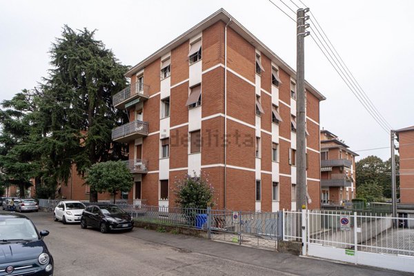appartamento in vendita a Parma in zona Montanara