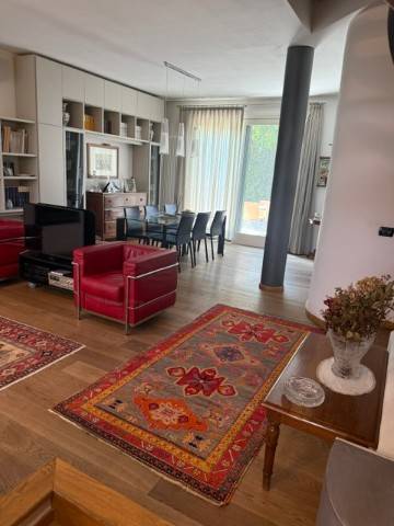 casa indipendente in vendita a Parma in zona Pilastrello