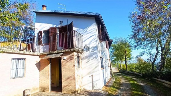 quadrivano in vendita a Pellegrino Parmense