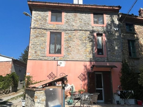 casa indipendente in vendita a Pellegrino Parmense