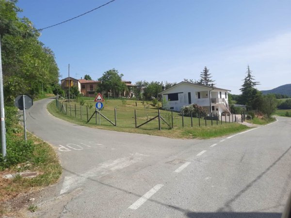 casa indipendente in vendita a Pellegrino Parmense in zona Iggio