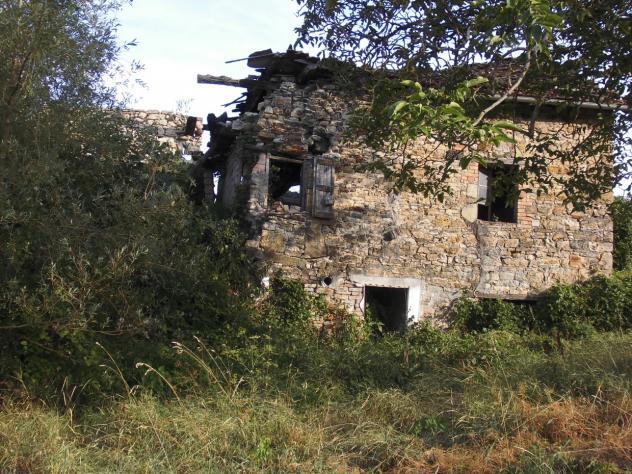 casa indipendente in vendita a Pellegrino Parmense in zona Iggio