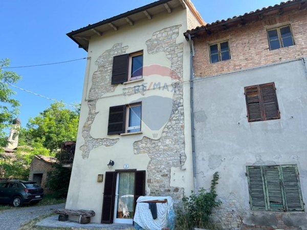 casa indipendente in vendita a Pellegrino Parmense in zona Grotta