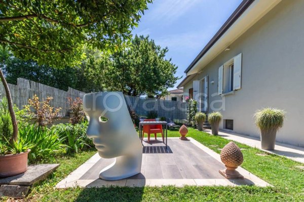 casa indipendente in vendita a Pellegrino Parmense