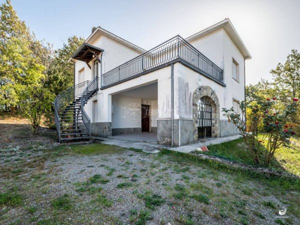 casa indipendente in vendita a Pellegrino Parmense