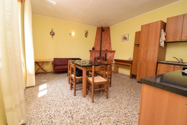 casa indipendente in vendita a Pellegrino Parmense