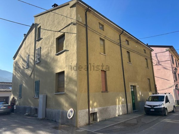 casa indipendente in vendita a Pellegrino Parmense
