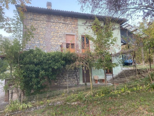 casa indipendente in vendita a Pellegrino Parmense