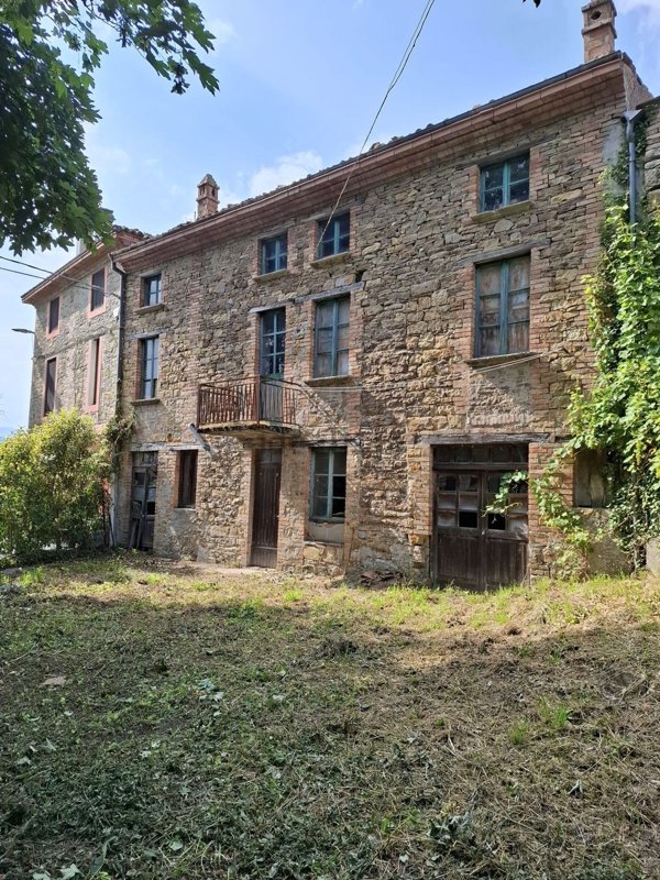 casa indipendente in vendita a Pellegrino Parmense