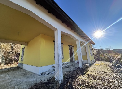 casa indipendente in vendita a Pellegrino Parmense